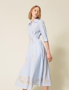 Robe longue rayée avec broderie