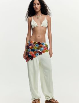 Pareo crochet fleurs MATERIAL FINISHES U female