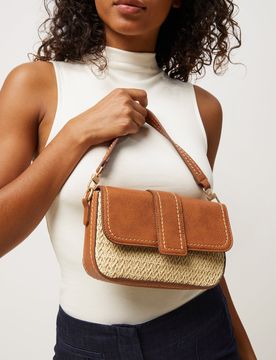 Tichin kleine Umhängetasche mit Klappe im Raffia-Look