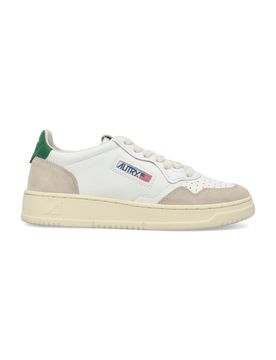Retro-Inspired Tennis Sneakers