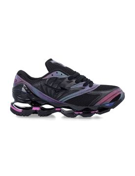 Wave Print Sneakers for Every Adventure