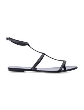 Elegant Flat Sandals with Delicate Straps