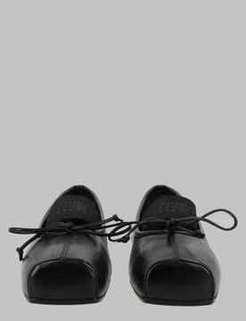 Sophisticated Leather Flats for Women