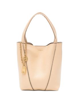 Chloé Mini Adjustable Shoulder Bag with Magnetic Closure - 18x19x8 cm