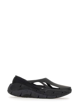 Cut-out Slip-on Sneakers