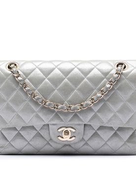 Medium Classic Iridescent Lambskin Double Flap