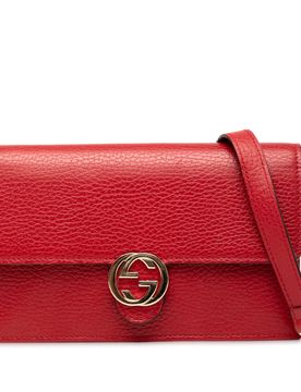 Dollar Calfskin Interlocking G Wallet on Chain
