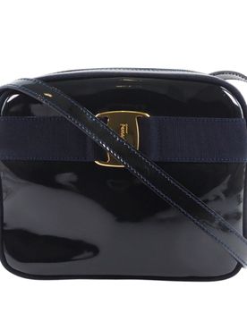 Patent Vara Crossbody