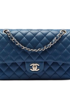 Medium Classic Lambskin Double Flap