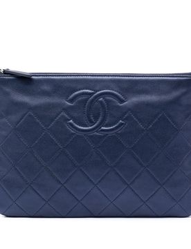 Medium CC Quilted Caviar O Case Clutch