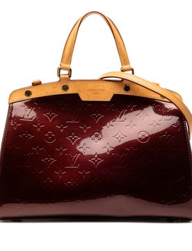 Monogram Vernis Brea MM