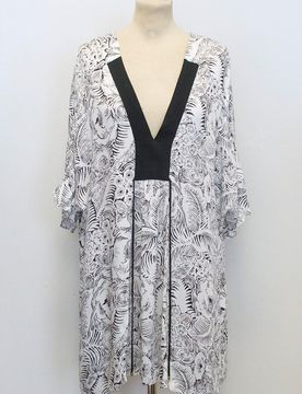 Animale black and white pattern top