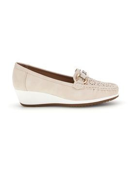 Mocassini beige traforati con zeppa MINA910 40