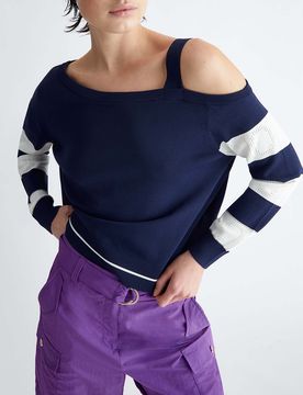 Maglia blu in misto viscosa a righe bianche con scritta logo traforata sulle maniche e cut out sulla spalla
