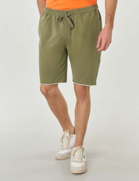 Bermuda verde militare in tessuto bielastico di pima cotton con elastico in vita e taschino sul retro