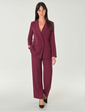 Pantaloni straight bordeaux in tessuto stretch fluido con pinces in vita
