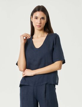 Blusa a mezze maniche blu in puro lino con scollo a V e spacchetti laterali