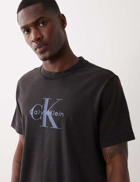 Jeans - T-Shirt in schwarzer Acid-Waschung mit Logoprint Schwarz 44