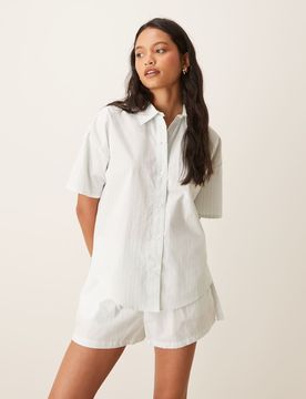 Set mit Shorts in Minzgrün gestreift Grün M