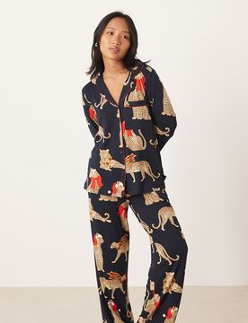 Ensemble de pyjama en polyester à imprimé léopards de Noël avec chemise à col à revers et manches longues-Bleu marine 36