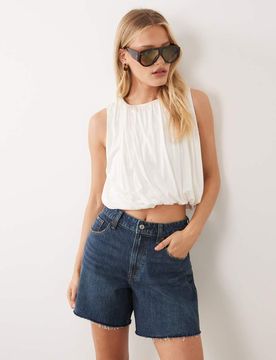 Curve - Love - Short ample en jean à ourlet effiloché - Bleu foncé délavé W28