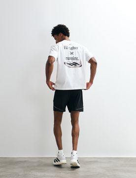 Running - T-Shirt in Weiß mit Evo-Rückenprint Weiß S