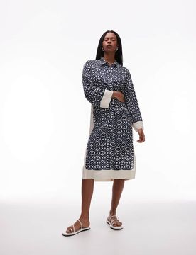 Robe chemise mi-longue à manches longues et imprimé - Bleu/blanc-Multicolore 32