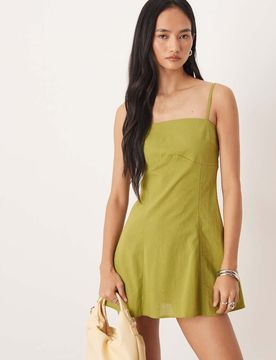 Camisole-Sommerkleid in Minilänge aus Baumwollleinen in dunklem Limettengrün mit geformter Brustpartie Grün 44