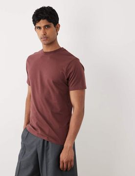 Basic-T-Shirt in Braun mit Regular-Fit-Schnitt Braun 2XL