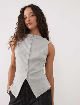 Geripptes Longline-Tanktop in Grau mit U-Boot-Ausschnitt und durchgehender Knopfleiste Grau XS