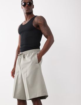 Elegante Bermuda-Schlupfshorts in Salbeigrün Grün M