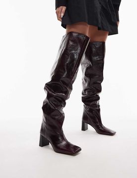 Kane - Weiche Overknee-Stiefel aus Leder in Burgunderrot mit eckiger Zehenpartie Rot 40