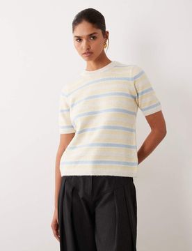 Kurzärmliger Strickpullover in Buttermilchgelb mit Streifen-Bunt Bunt L