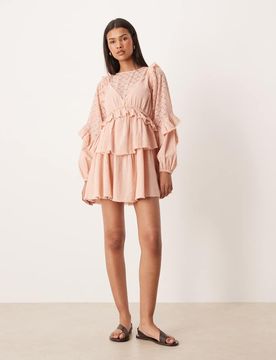Langärmliges Minikleid in Staubrosa mit Rüschen Rosa 36