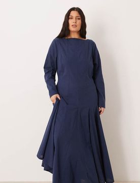 ASOS DESIGN - Maxikleid in Marineblau mit U-Boot-Ausschnitt und weitem Rock Marineblau 50