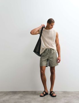 Mittellange, weite Leinenmix-Shorts in Khaki-Grün Grün 3XL