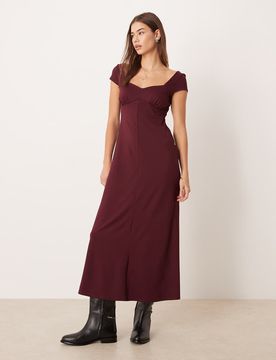 Midi-Freizeitkleid in Burgunderrot mit Flügelärmeln Rot 34