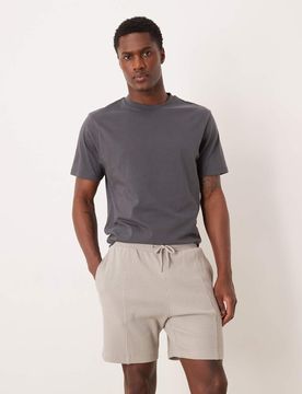 Schmal geschnittene Shorts in Grau mit Waffelstruktur und Biesen-Neutral Neutral XS