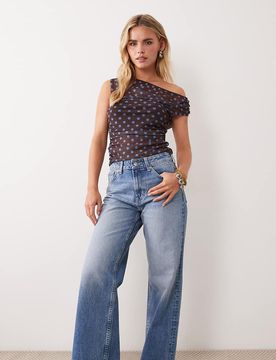 ASOS DESIGN Petite - Circular Design Collection - Jean dad ample - Délavage moyen authentique-Bleu W30 L26