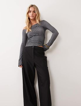 Petite - Elegante Hose in Schwarz mit lockerem, geradem Schnitt Schwarz 40