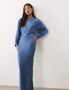 ASOS DESIGN Petite - Robe longue en satin à manches chauve-souris - Bleu marine 38