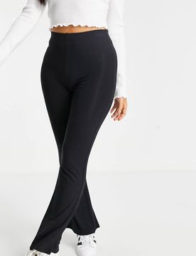 ASOS DESIGN Petite - Schlaghose in Schwarz Schwarz 36