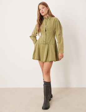 Robe chemise courte cintrée à manches longues - Vert délavé 46