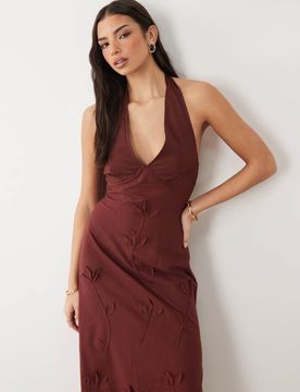 Robe d'été mi-longue en mousseline avec dos nu et buste sculpté - Chocolat-Marron 34