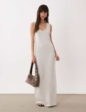 Robe longue en bouclé léger à encolure dégagée - Taupe-Neutral 42