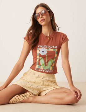 T-shirt rétréci avec imprimé fleuri et mosaïque - Rouille-Orange XS