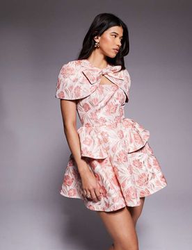 Robe courte en jacquard fleuri avec cape amovible - Rose-Multicolore 42