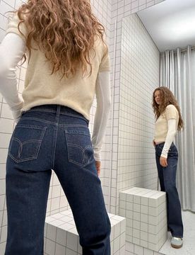 Bootcut-Jeans in Blau mit niedrigem Bund-Marineblau Marineblau 32