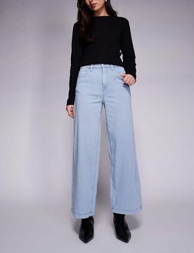 Jeanius Good Skate - Verkürzte Jeans in hellblauer Waschung, Kombiteil Blau 3XL
