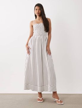 Maxikleid in Braun mit Streifenmustermix und Spaghettiträgern-Weiß Weiß 32